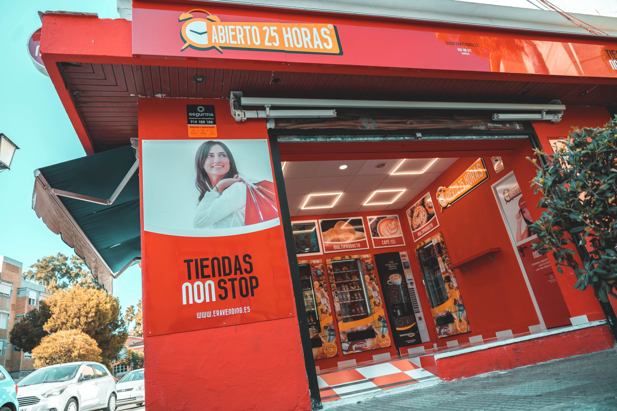 Seguimos abriendo tiendas ABIERTO 25 HORAS .