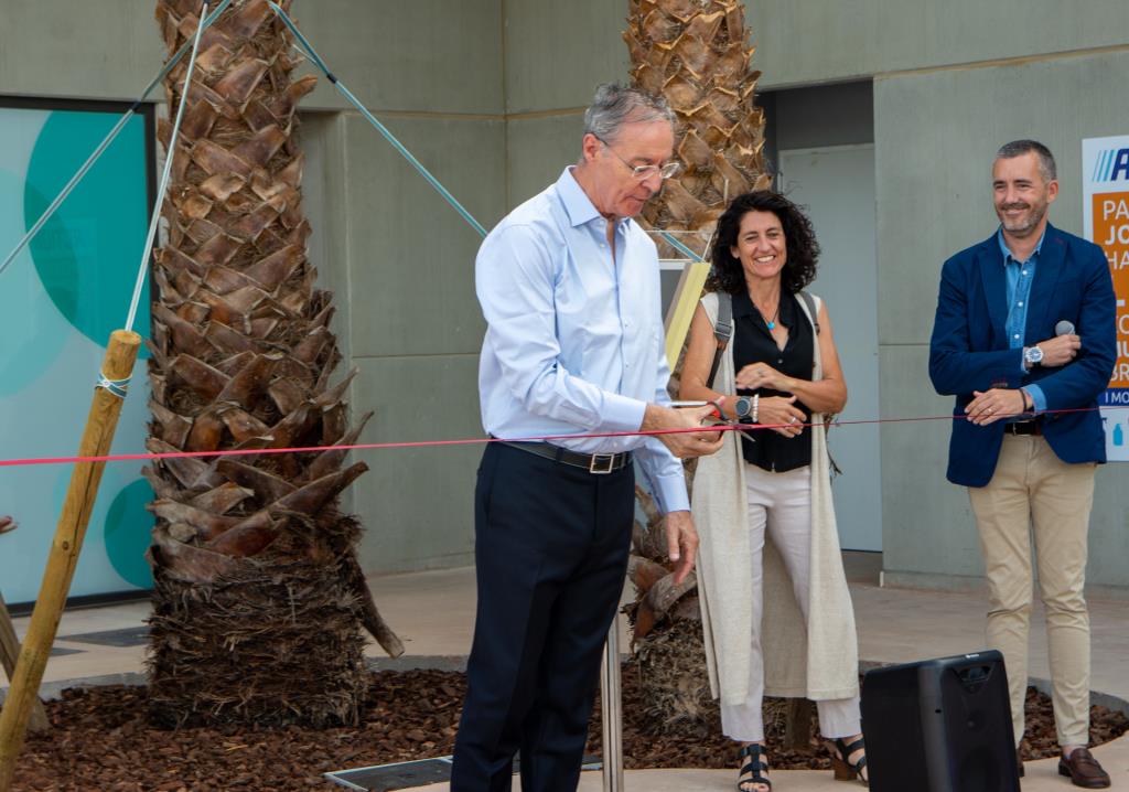 BUREAU VALLÉE INAUGURA CON ÉXITO EL NUEVO POLO COMERCIAL DE VILANOVA I LA GELTRÚ