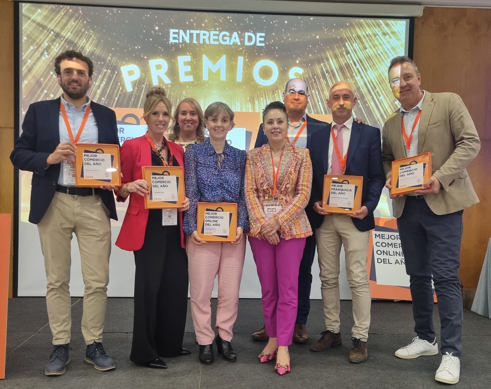 EROSKI OBTIENE CINCO GALARDONES EN LOS PREMIOS COMERCIO DEL AÑO