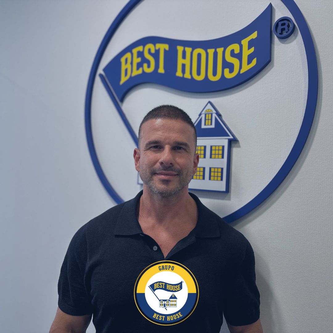 De visitador médico a franquiciado inmobiliario en Calafell - La historia de Samuel Bautista