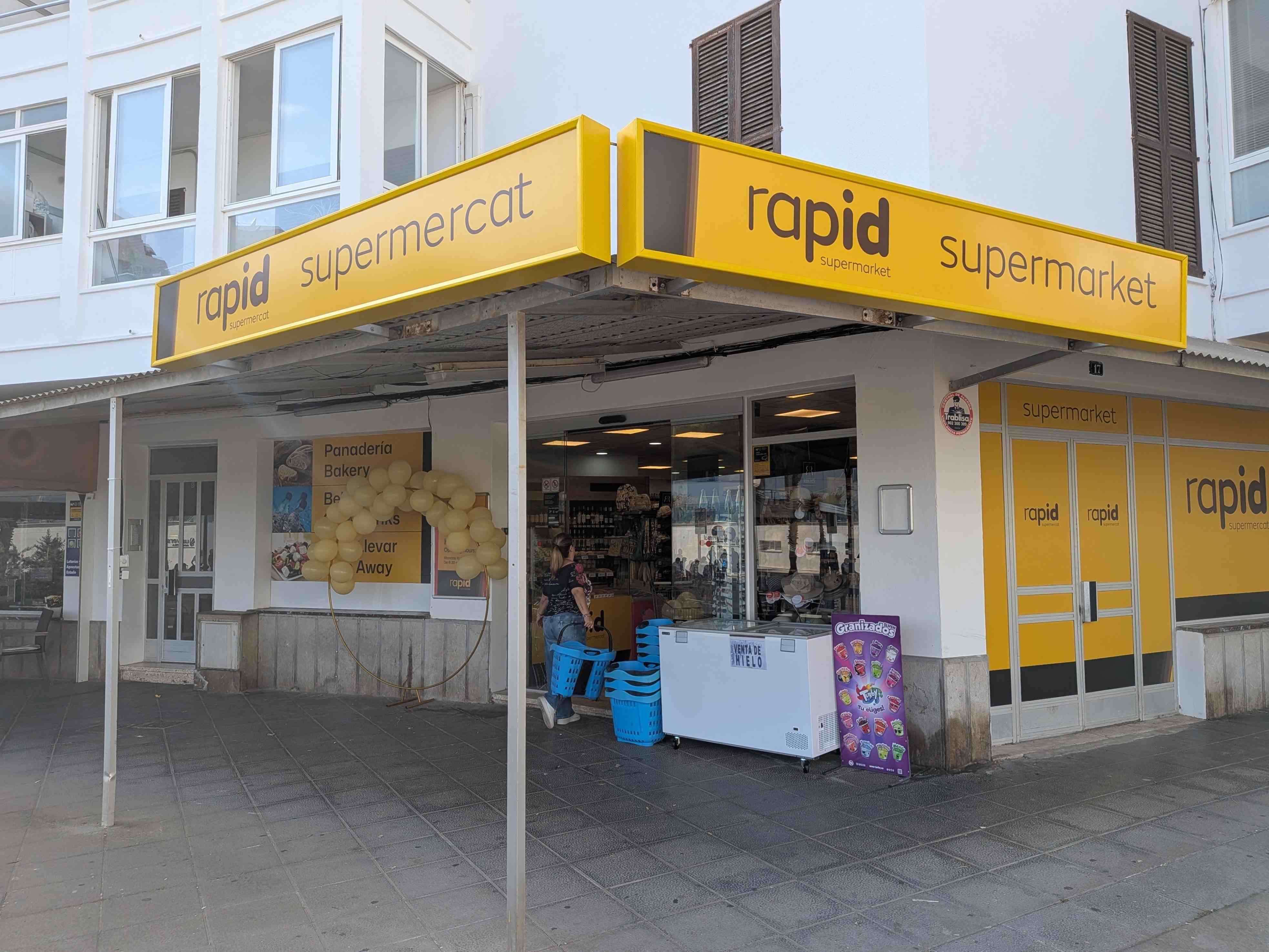 EROSKI inaugura un nuevo supermercado franquiciado de mas de 160 metros cuadrados con la enseña “RAPID” en Mallorca