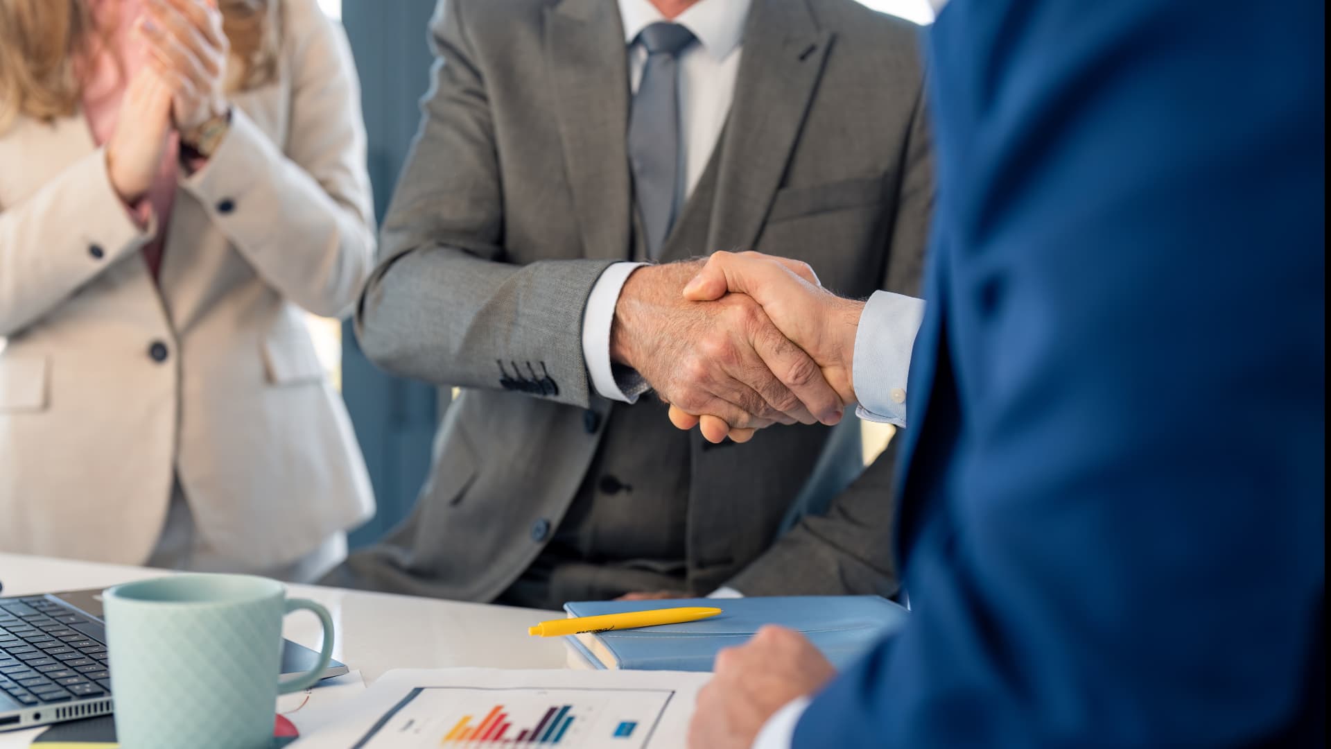 ¿Se puede traspasar una franquicia? Claves para entender el proceso