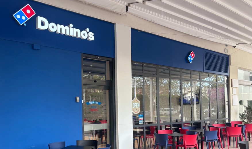 Domino's Pizza abre su primer restaurante en Magaluf, Mallorca