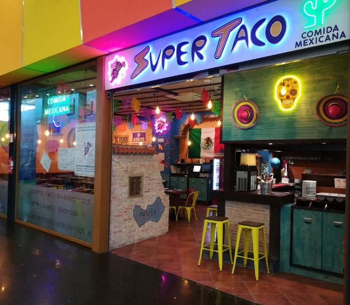 SUPERTACO ABRE SU PRIMERA CANTINA