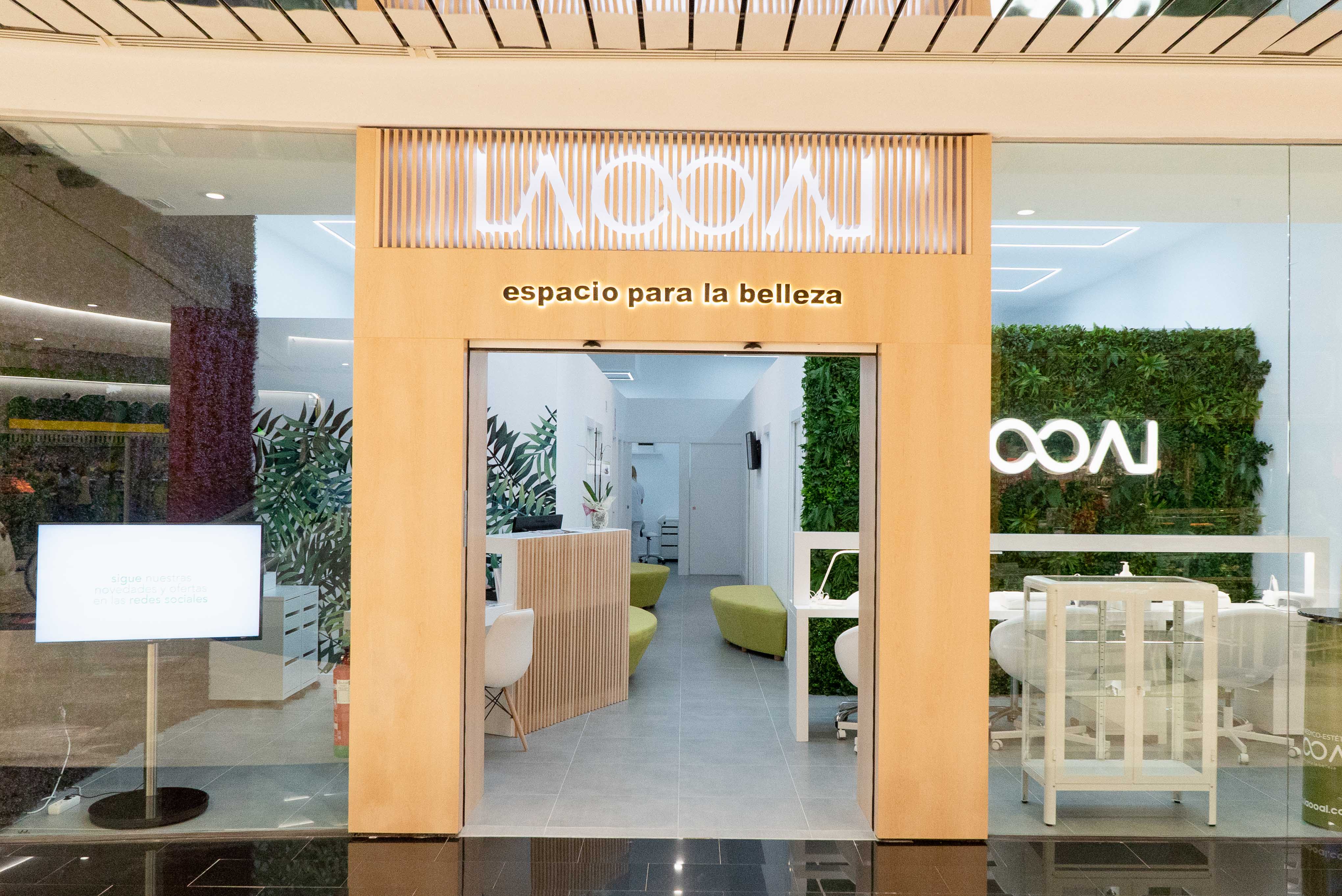 LAOOAL INAUGURA SU PRIMER CENTRO MÉDICO-ESTÉTICO EN FRANQUICIA