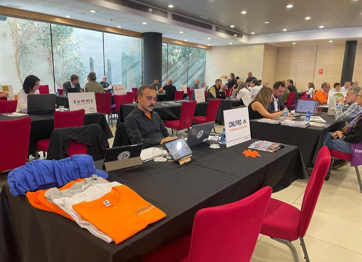 CNLPRO Reformas marca presencia en Franquishop Barcelona 2024 como parte de su plan de expansión