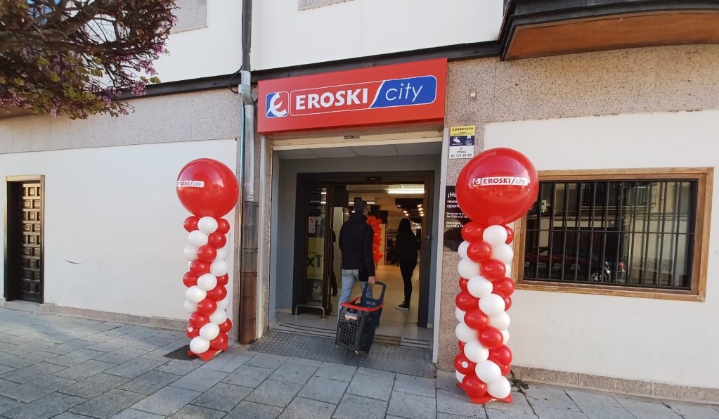 EROSKI INAUGURA UN NUEVO SUPERMERCADO FRANQUICIADO EN LA LOCALIDAD RIOJANA DE EZCARAY