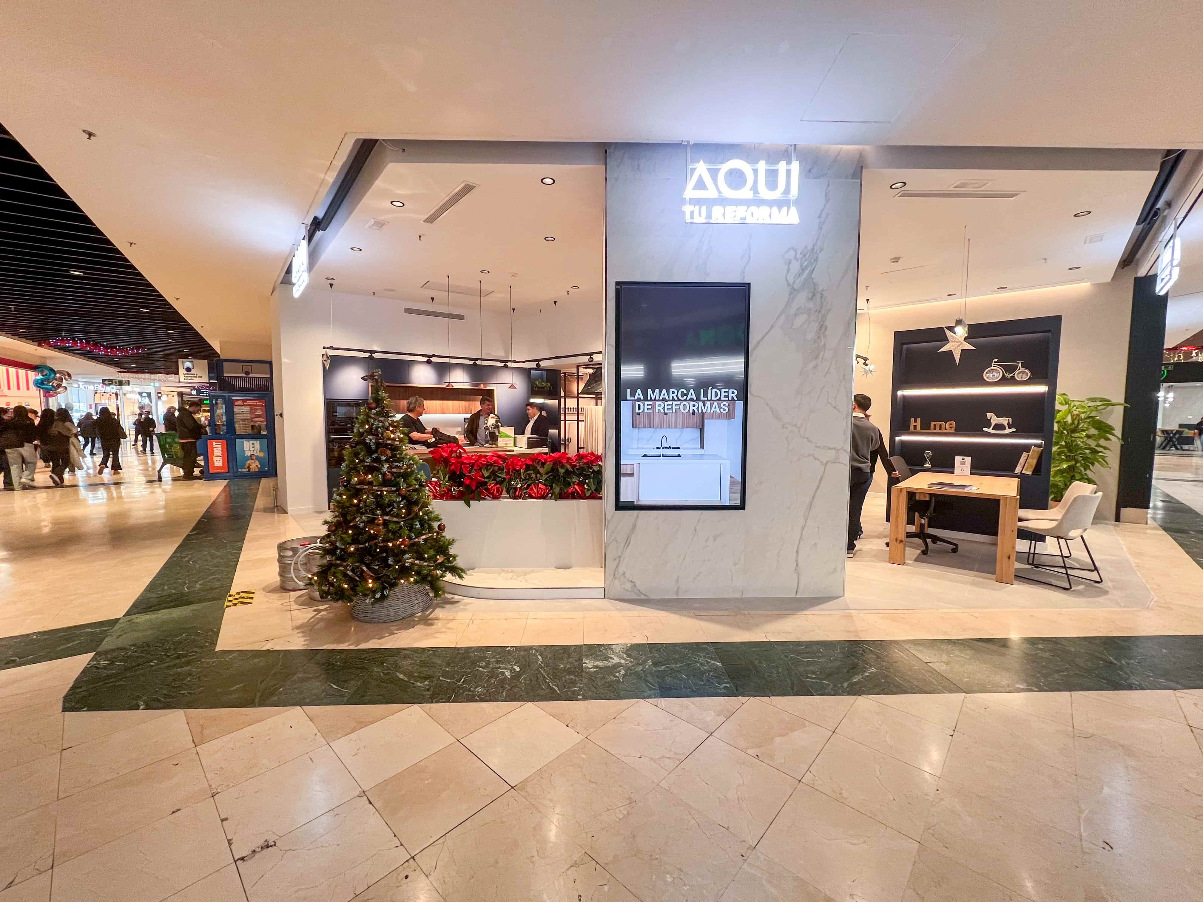 Aquí tu Reforma prevé abrir 30 nuevas tiendas en 2025 con foco en centros comerciales