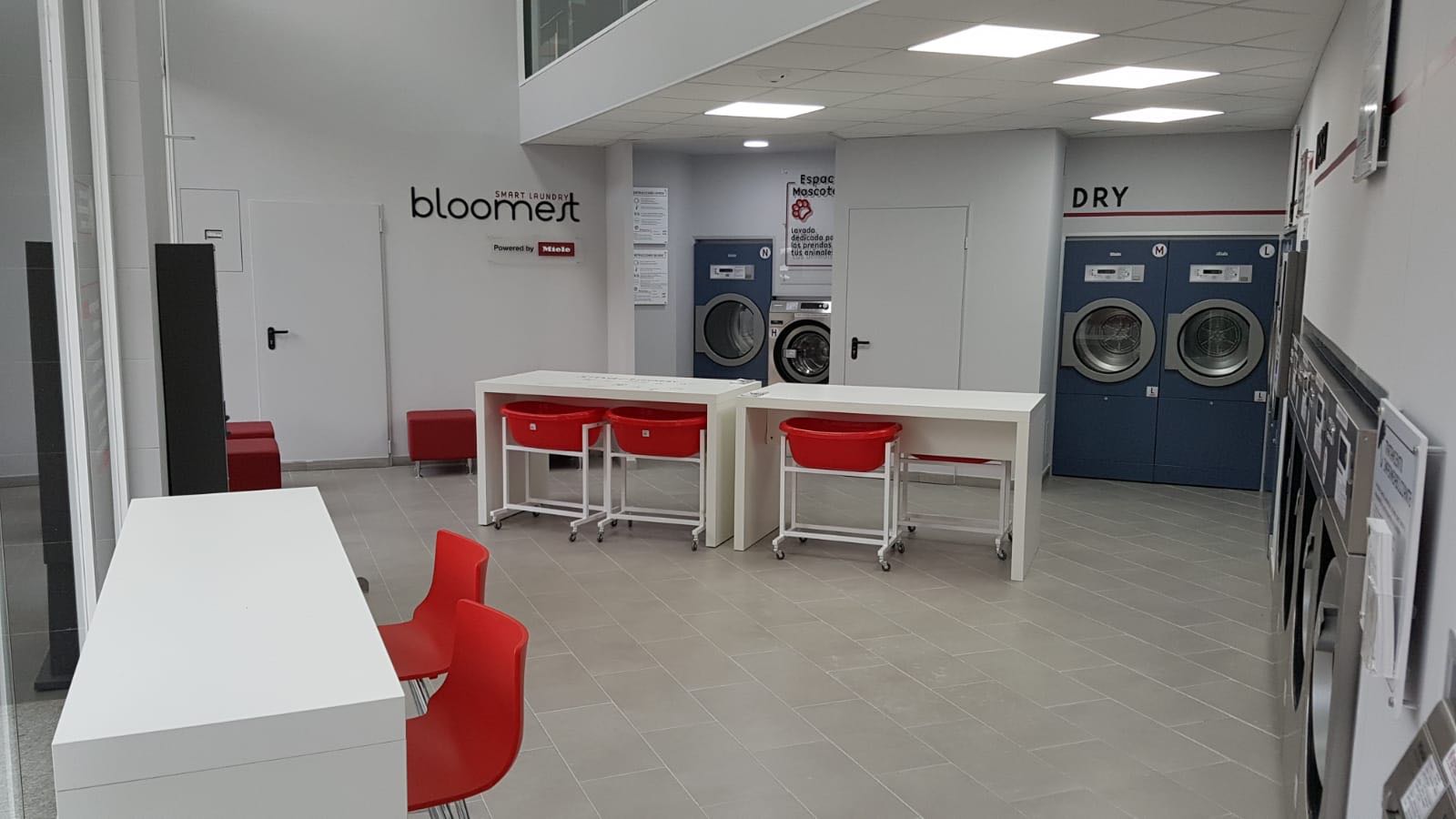 MIELE PARTICIPA EN FRANQUISHOP BARCELONA CON BLOOMEST LA MARCA DE LAVANDERÍAS AUTOSERVICIO DEL GRUPO