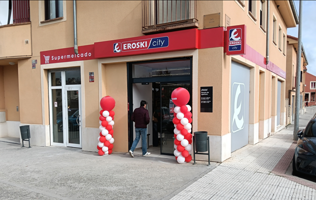 EROSKI INAUGURA UN NUEVO SUPERMERCADO FRANQUICIADO EN TORRECABALLEROS, SEGOVIA