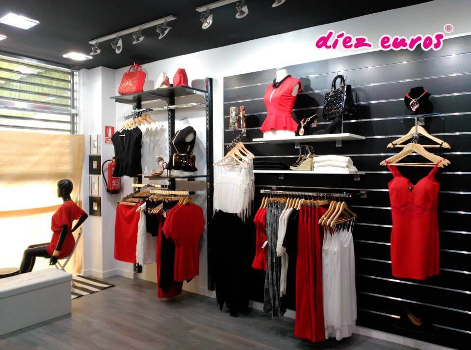 LA FRANQUICIA “DIEZ EUROS” OBTIENE LA CALIFICACIÓN DE SOBRESALIENTE EN EL DESARROLLO Y GESTIÓN DE SU MARCA