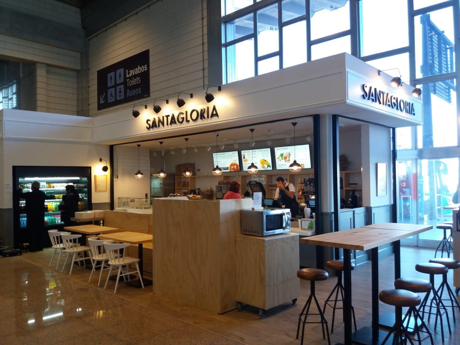 SANTAGLORIA ABRE NUEVO ESTABLECIMIENTO EN EL AEROPUERTO DE EL PRAT (BARCELONA)